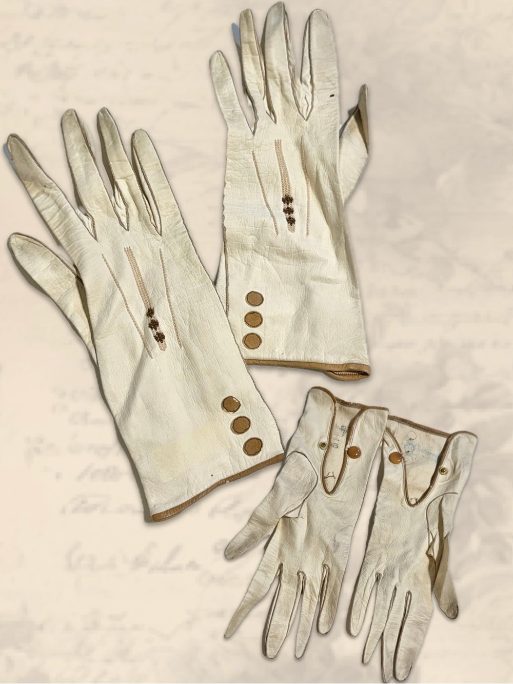 VINTAGE antique kid kidskin leather wristlet gloves womenβs French France 40sβ